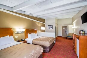 Quality Inn & Suites Kansas City - Independence I-70 East