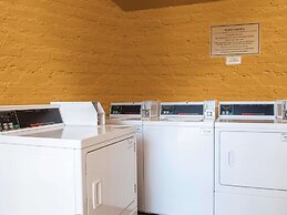 La Quinta Inn by Wyndham New Orleans Veterans / Metairie