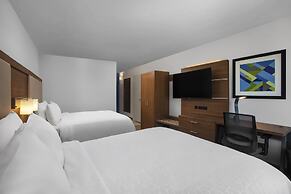 Holiday Inn Express Charleston-Civic Center by IHG
