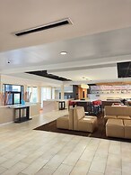 Super 8 by Wyndham Dallas Love Field Airport