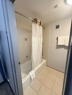Super 8 by Wyndham Dallas Love Field Airport