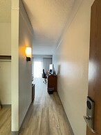 Super 8 by Wyndham Dallas Love Field Airport