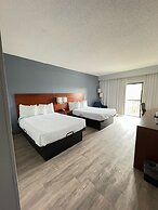 Super 8 by Wyndham Dallas Love Field Airport