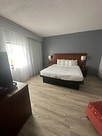 Super 8 by Wyndham Dallas Love Field Airport