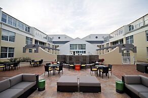 DoubleTree Suites by Hilton Hotel Huntsville South