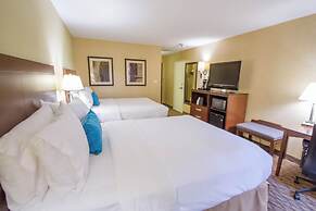 Holiday Inn Bloomington Airport South Mall Area by IHG