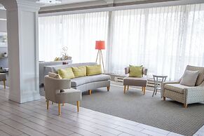 Holiday Inn Bloomington Airport South Mall Area by IHG