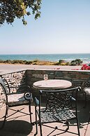 Fireside Inn on Moonstone Beach