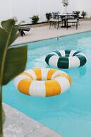 Fireside Inn on Moonstone Beach