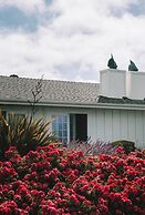 Fireside Inn on Moonstone Beach