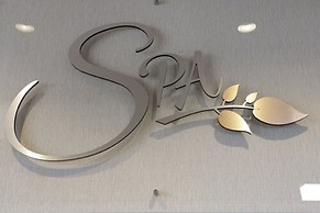 Quattro Hotel & Conference Centre, Ascend Hotel Collection