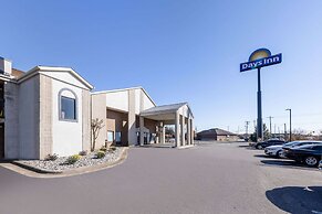 Days Inn by Wyndham Mooresville Lake Norman