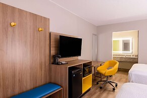 Days Inn by Wyndham Mooresville Lake Norman