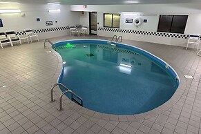 Quality Suites Near West Acres