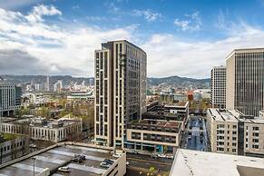 DoubleTree by Hilton Hotel Portland