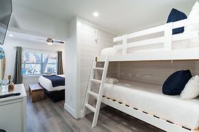 Siesta Key Beach Resort and Suites