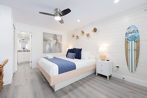 Siesta Key Beach Resort and Suites