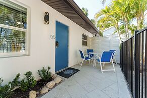 Siesta Key Beach Resort and Suites