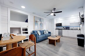 Siesta Key Beach Resort and Suites