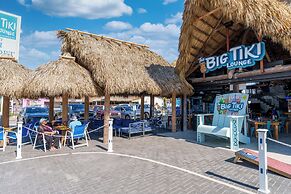 Siesta Key Beach Resort and Suites