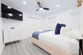 Siesta Key Beach Resort and Suites