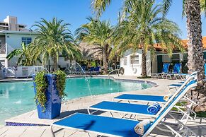 Siesta Key Beach Resort and Suites