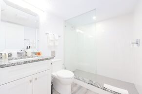 Siesta Key Beach Resort and Suites