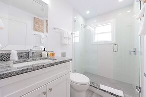 Siesta Key Beach Resort and Suites
