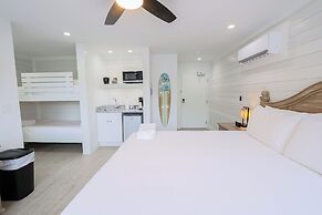 Siesta Key Beach Resort and Suites