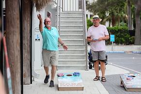 Siesta Key Beach Resort and Suites