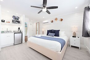 Siesta Key Beach Resort and Suites