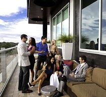 Hotel Duval, Autograph Collection