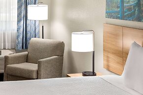 Days Inn by Wyndham Paris