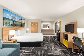 Days Inn by Wyndham Paris