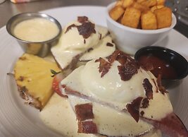 Detroit Marriott Livonia