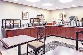 Travelodge by Wyndham Winchester