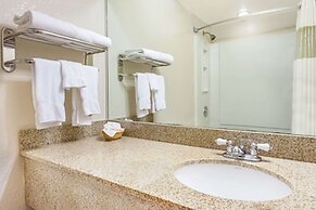 Travelodge by Wyndham Winchester