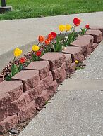 Days Inn by Wyndham Holland