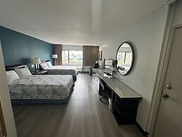 Portside Inn & Suites