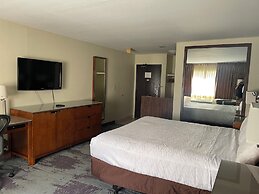 Portside Inn & Suites