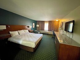 Portside Inn & Suites