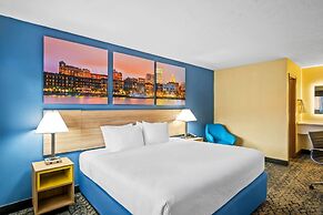 Days Inn by Wyndham Renfro Valley Mount Vernon