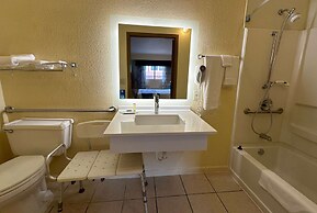 Days Inn by Wyndham Renfro Valley Mount Vernon