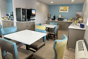 Days Inn by Wyndham Renfro Valley Mount Vernon