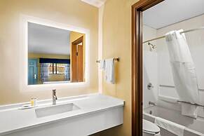Days Inn by Wyndham Renfro Valley Mount Vernon