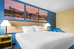 Days Inn by Wyndham Renfro Valley Mount Vernon