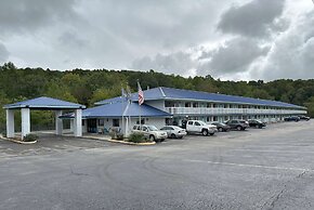 Days Inn by Wyndham Renfro Valley Mount Vernon