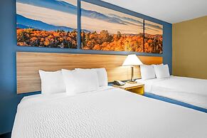 Days Inn by Wyndham Renfro Valley Mount Vernon