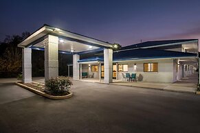 Days Inn by Wyndham Renfro Valley Mount Vernon