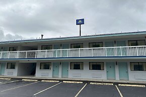 Days Inn by Wyndham Renfro Valley Mount Vernon
